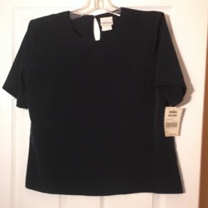 Sears women’s top black size medium NWT